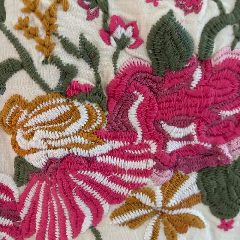 Embroidered Anthropologie Floral Cream Sweatshirt Accents&lace sleeves - Picture 2 of 5